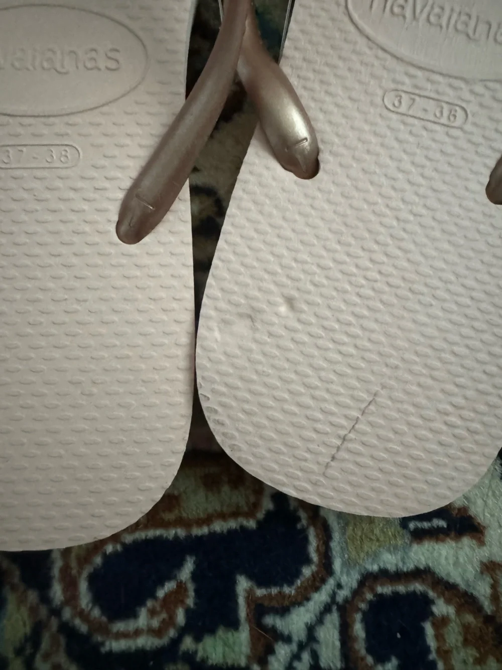 Havaianas Slim in Baller Pink